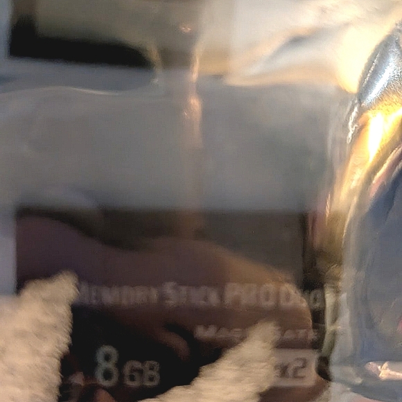 Sony Memory Stick PRO Duo 8GB X 2 - Picture 4 of 5